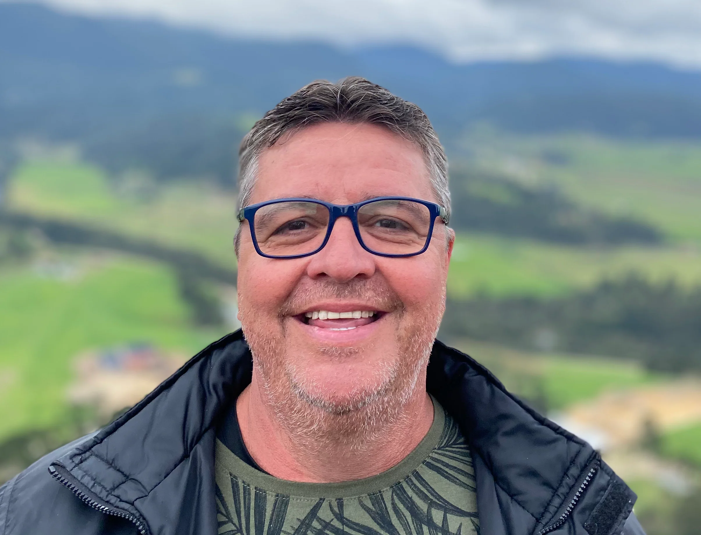 <em>Jason M., 45. CA</em>